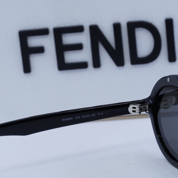 Final Price! Fendi FE40094I 01A Black Smoke Sunglasses - Picture 6 of 10